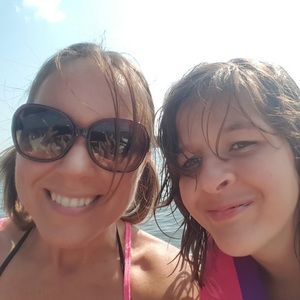 Meet your Posher, Chrystal